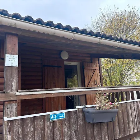 בקתה Montana 2- 4pers *