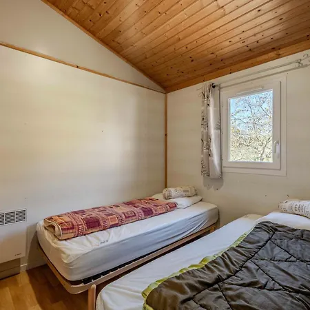 Montana 2- 4pers * Roquefeuil